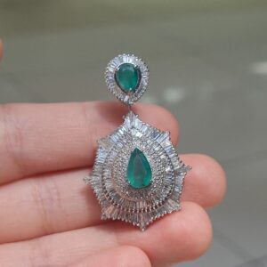 Pırlanta 3,89 Ct Pırlanta & Zümrüt Kolye Ucu KL03062