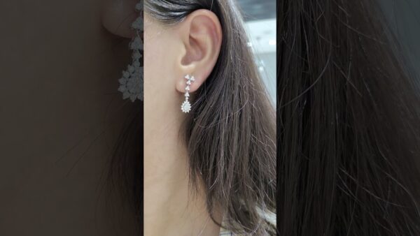 0.97 Ct Diamond Earrings product video