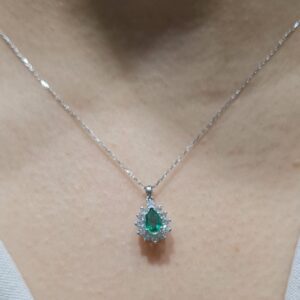 Pırlanta 0,60 Ct Zümrüt Kolye KL03049