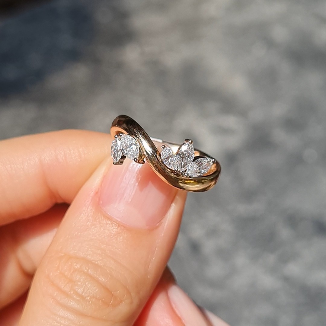 Pırlanta 0,69 Ct Markiz Yüzük KR01036