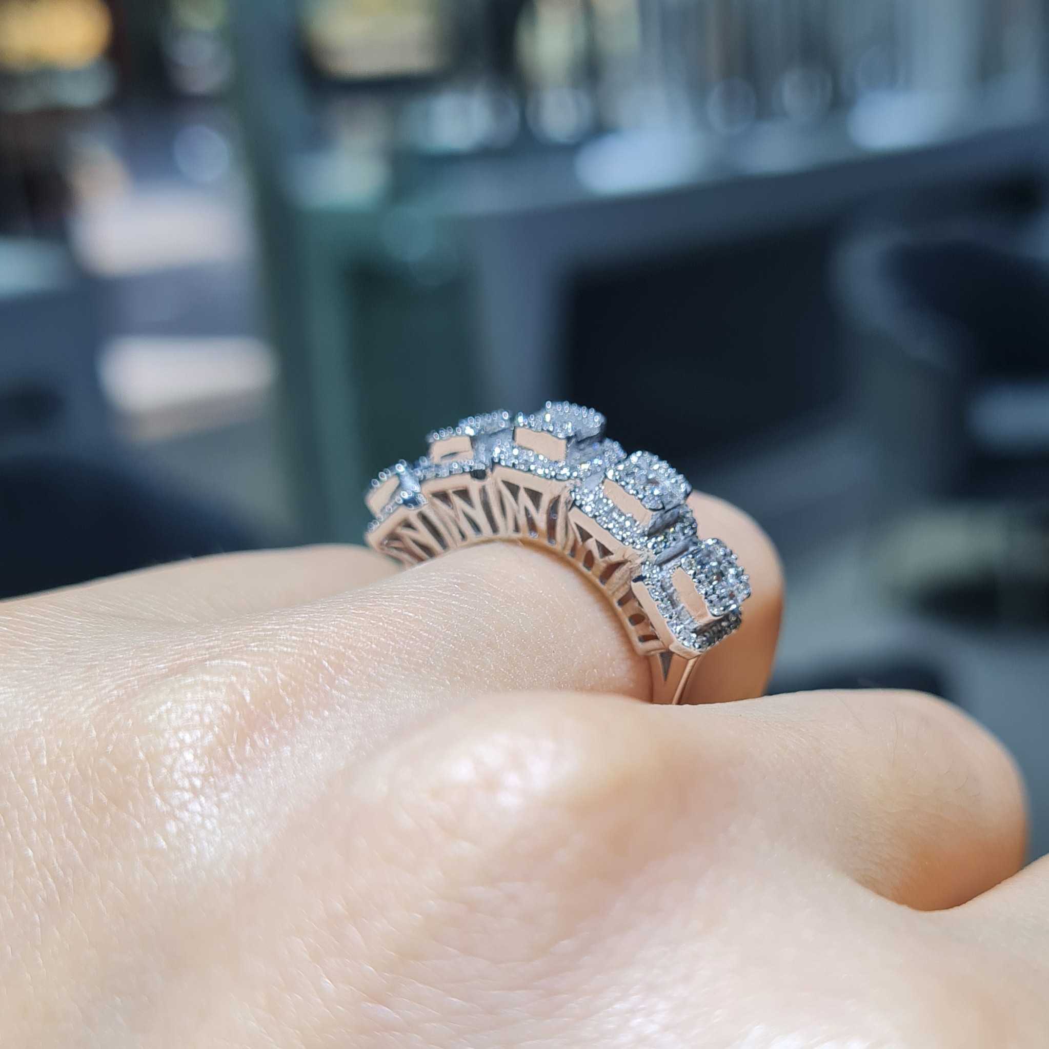 Pırlanta 0,87 Ct Baget Yüzük KR01034-2