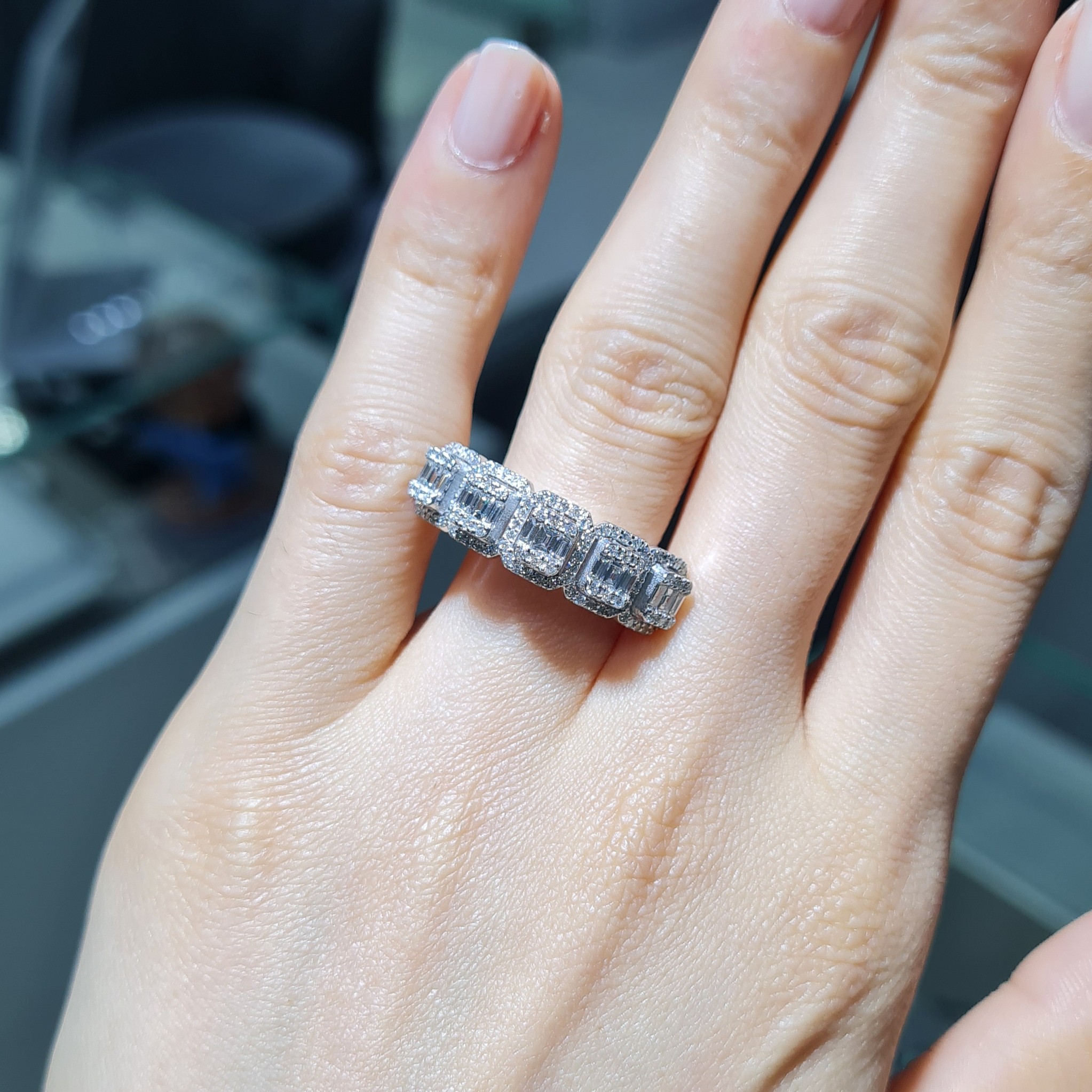 Pırlanta 0,87 Ct Baget Yüzük KR01034