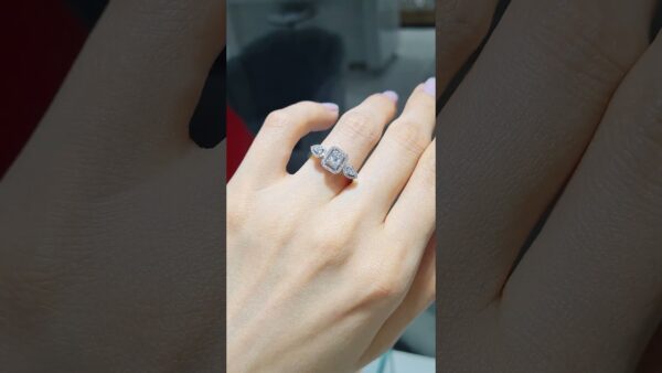 0.45 Ct Baguette Diamond Ring product video