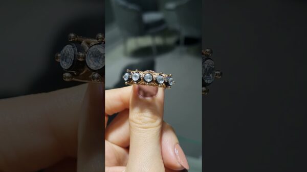 Pırlanta 0,85 Ct Elmas Beştaş Yüzük ürün videosu