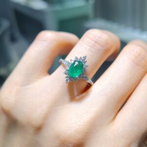 Pırlanta 1,46 Ct Pırlanta & Zümrüt Yüzük