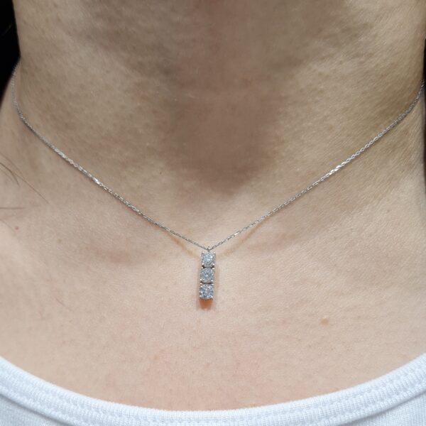 Pırlanta 0,55 Ct Tria Kolye KL03057