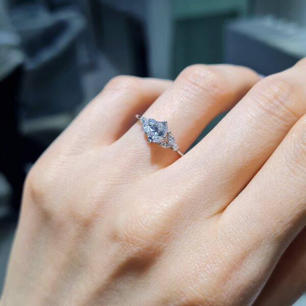 Pırlanta 0,72 Ct Uluslararası GIA Sertifikalı Tektaş Yüzük — görsel 1