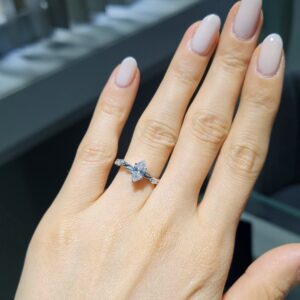 Pırlanta 0,75 Ct GIA Sertifikalı Markiz Tektaş Yüzük