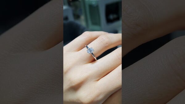 Pırlanta 0,70 Ct D Renk GIA Sertifikalı Oval Tektaş Yüzük ürün videosu