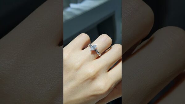 Pırlanta 0,75 Ct D Renk GIA Sertifikalı Markiz Tektaş Yüzük ürün videosu