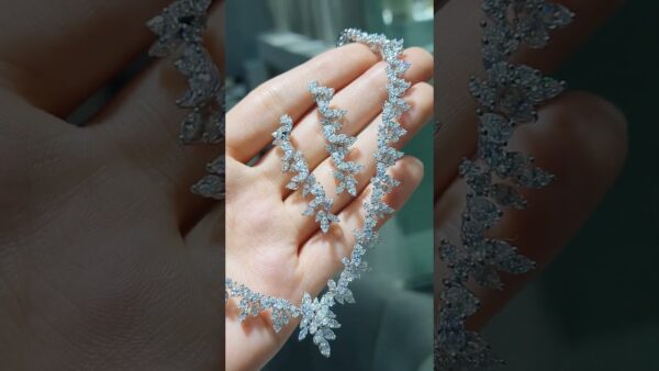 Pırlanta 11,53 Ct Gerdanlık ürün videosu