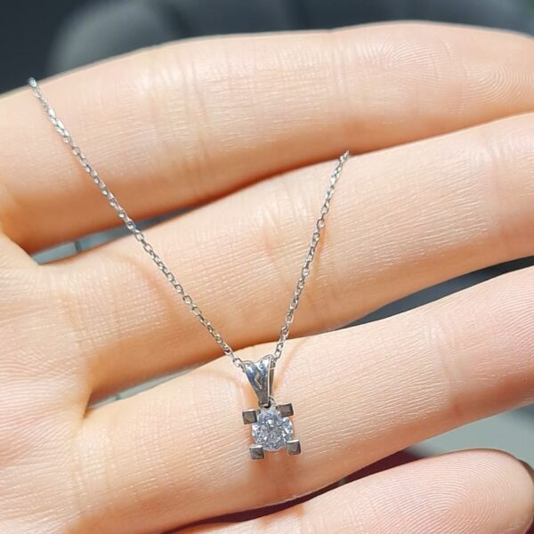 Pırlanta 0,32 Ct D Renk HRD Sertifikalı Tektaş Kolye KL02921