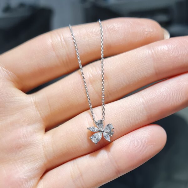 Pırlanta 0,57 Ct Damla & Markiz Kesim Kolye KL03084